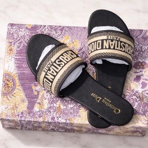 Dior Dway Black and white Sandals